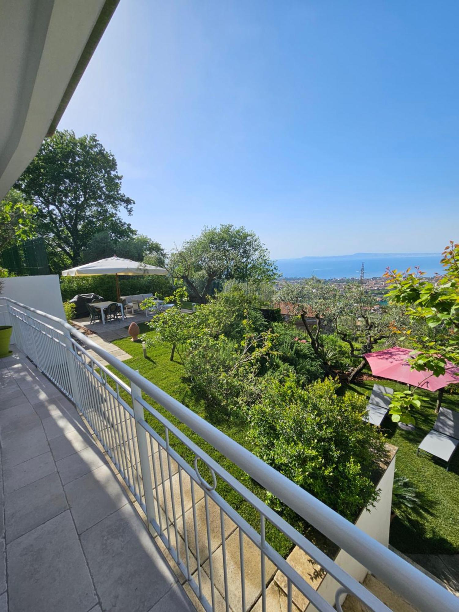 Casa Cali Bed & Breakfast Piano di Sorrento Dış mekan fotoğraf